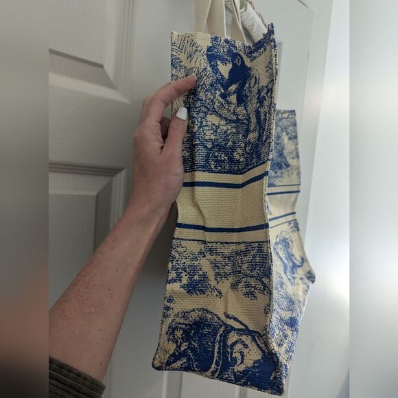 Dioriviera Tote NWOT - Picture 5 of 8